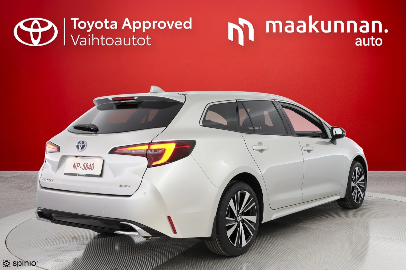 TOYOTA Corolla 2025
