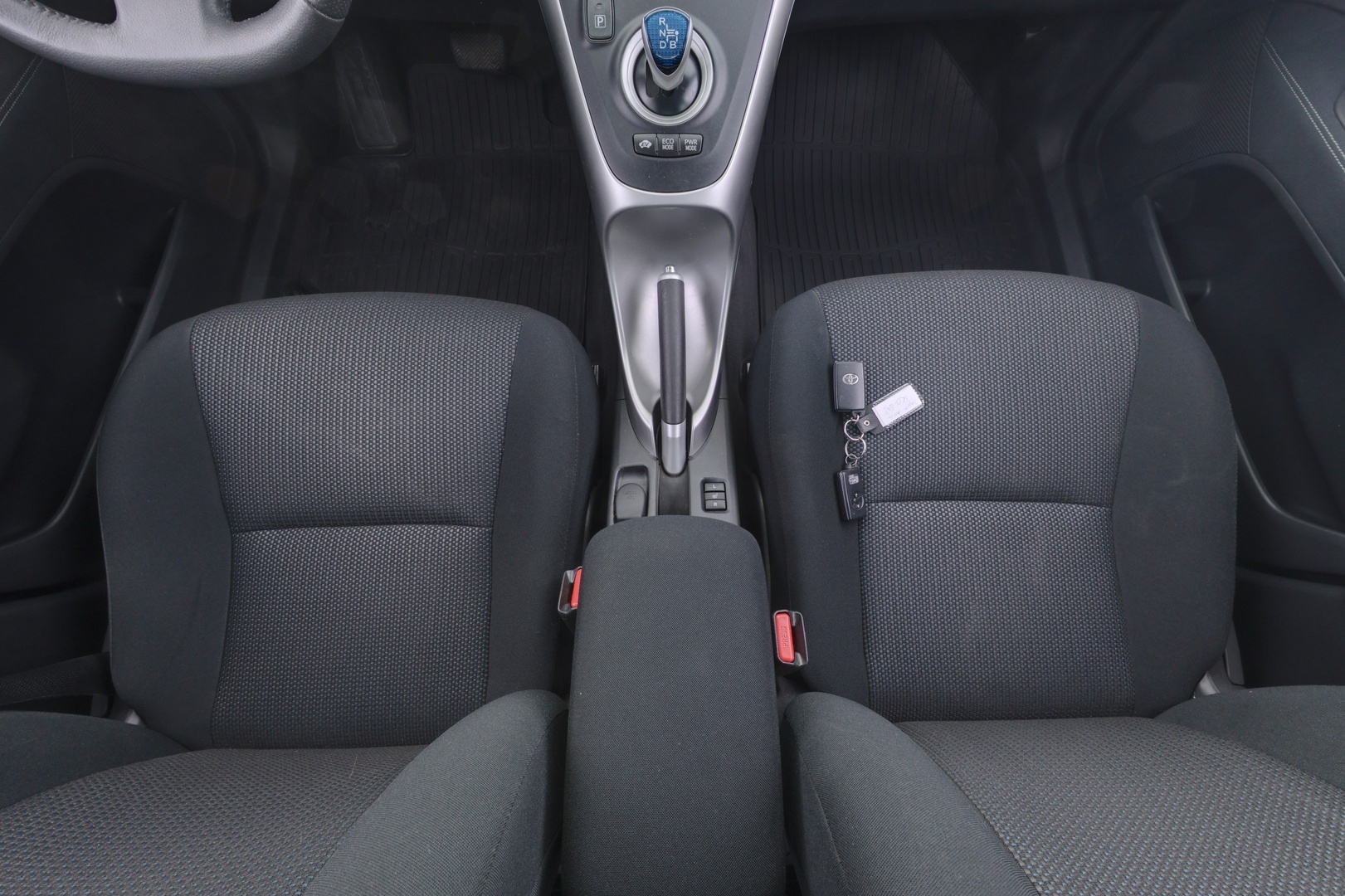 TOYOTA Auris 2012