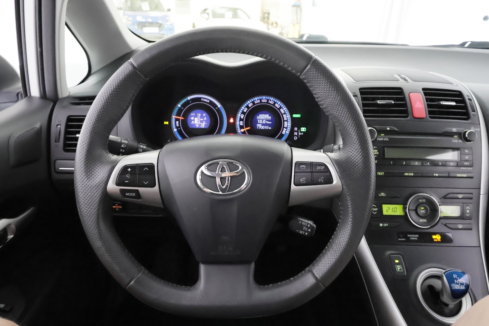 TOYOTA Auris 2012