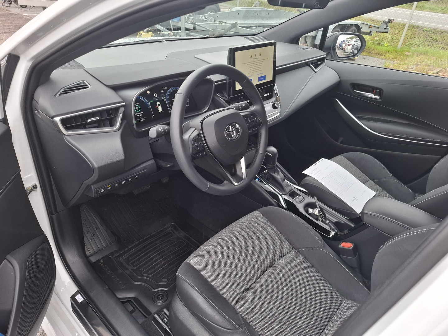 TOYOTA Corolla 2025