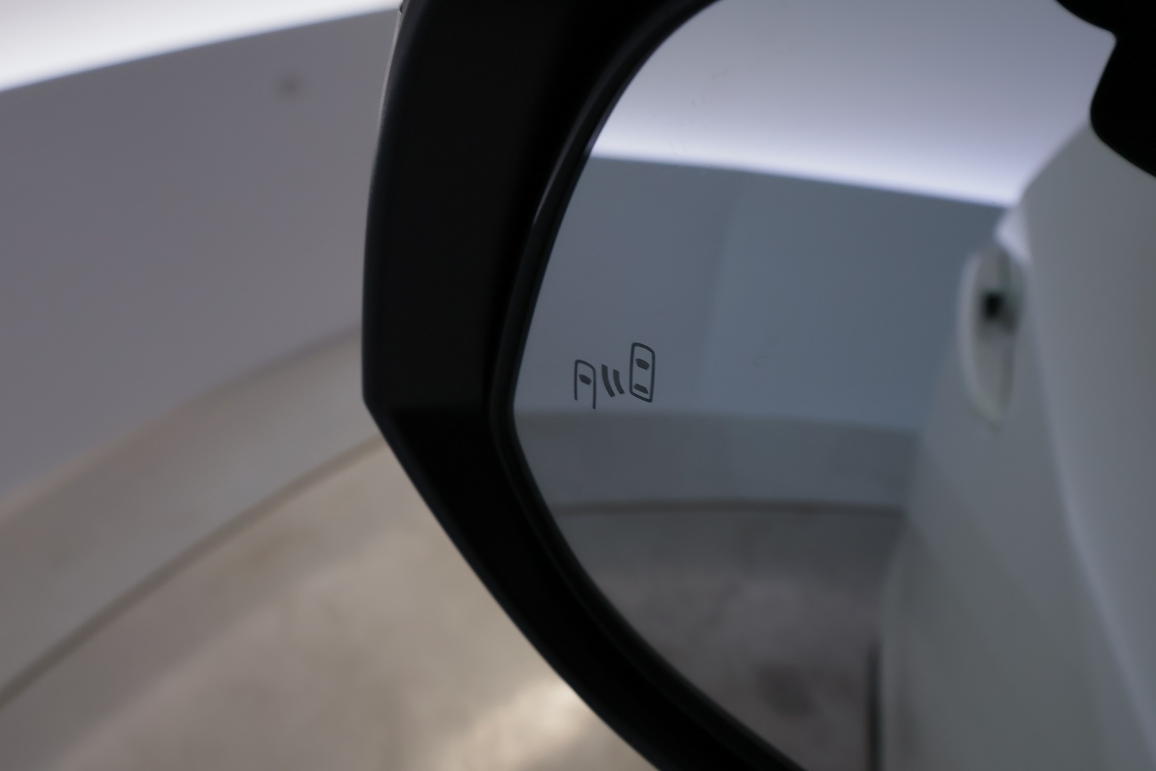 TOYOTA RAV4 Plug-in 2025