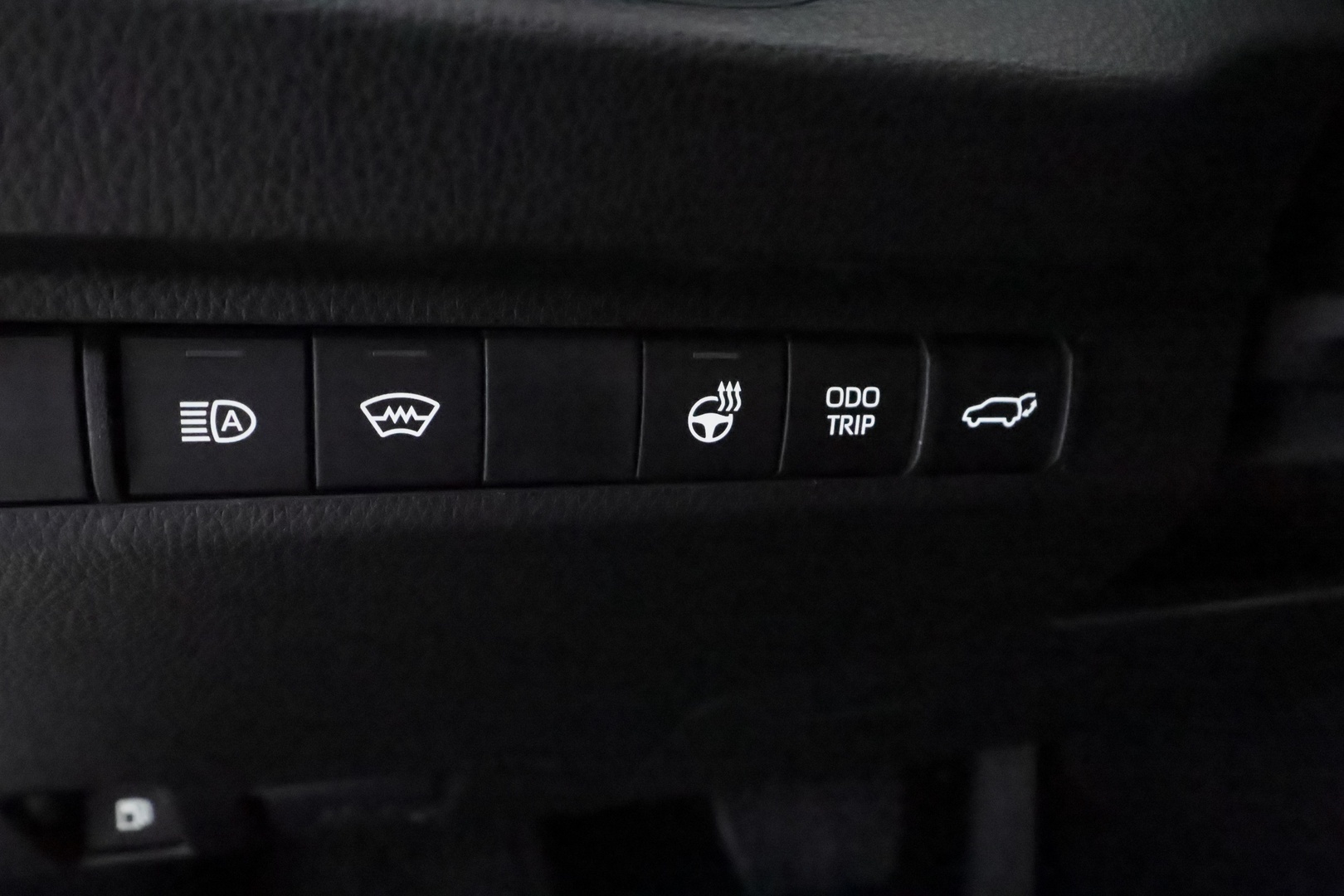 TOYOTA RAV4 Plug-in 2025