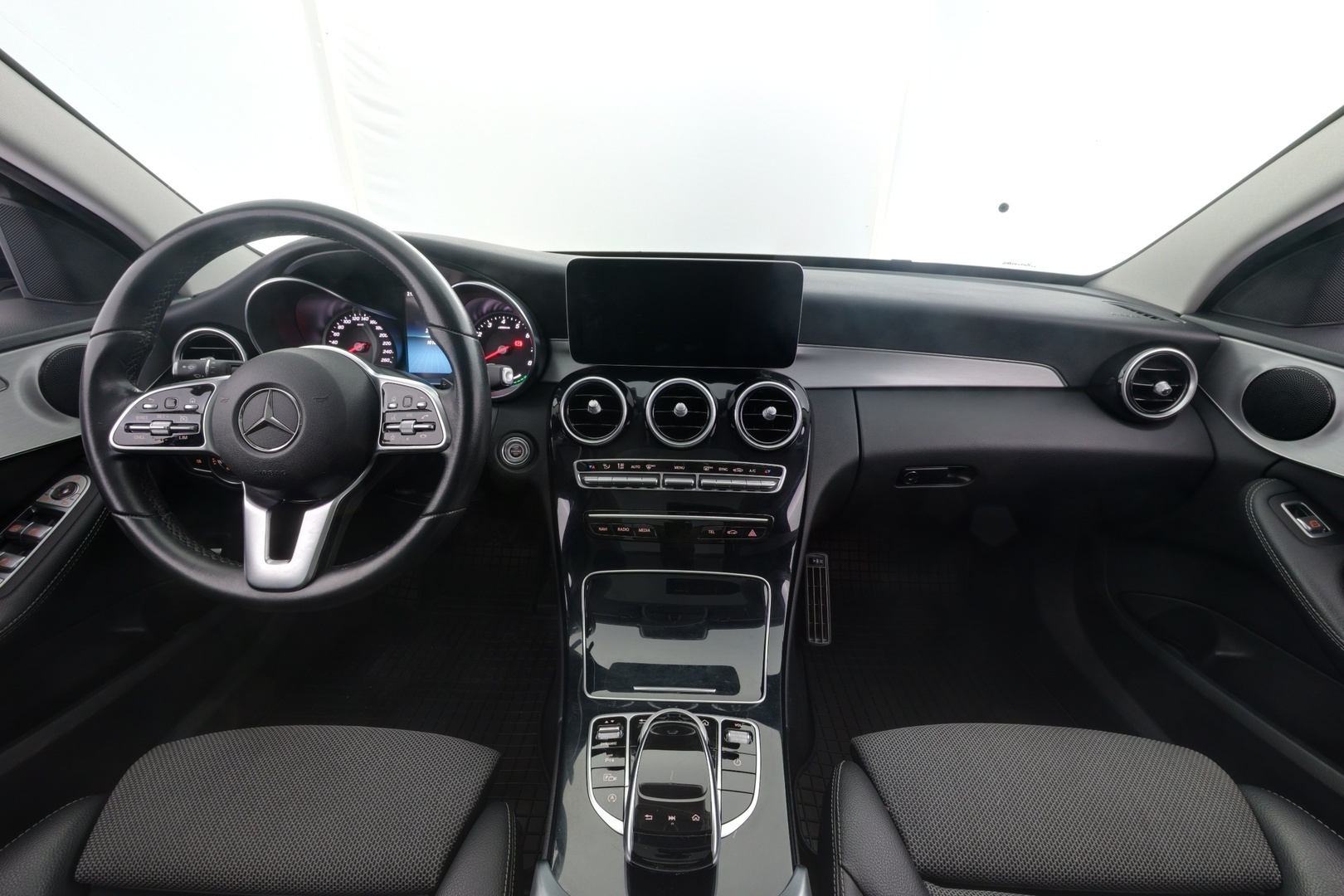 MERCEDES-BENZ C 2019