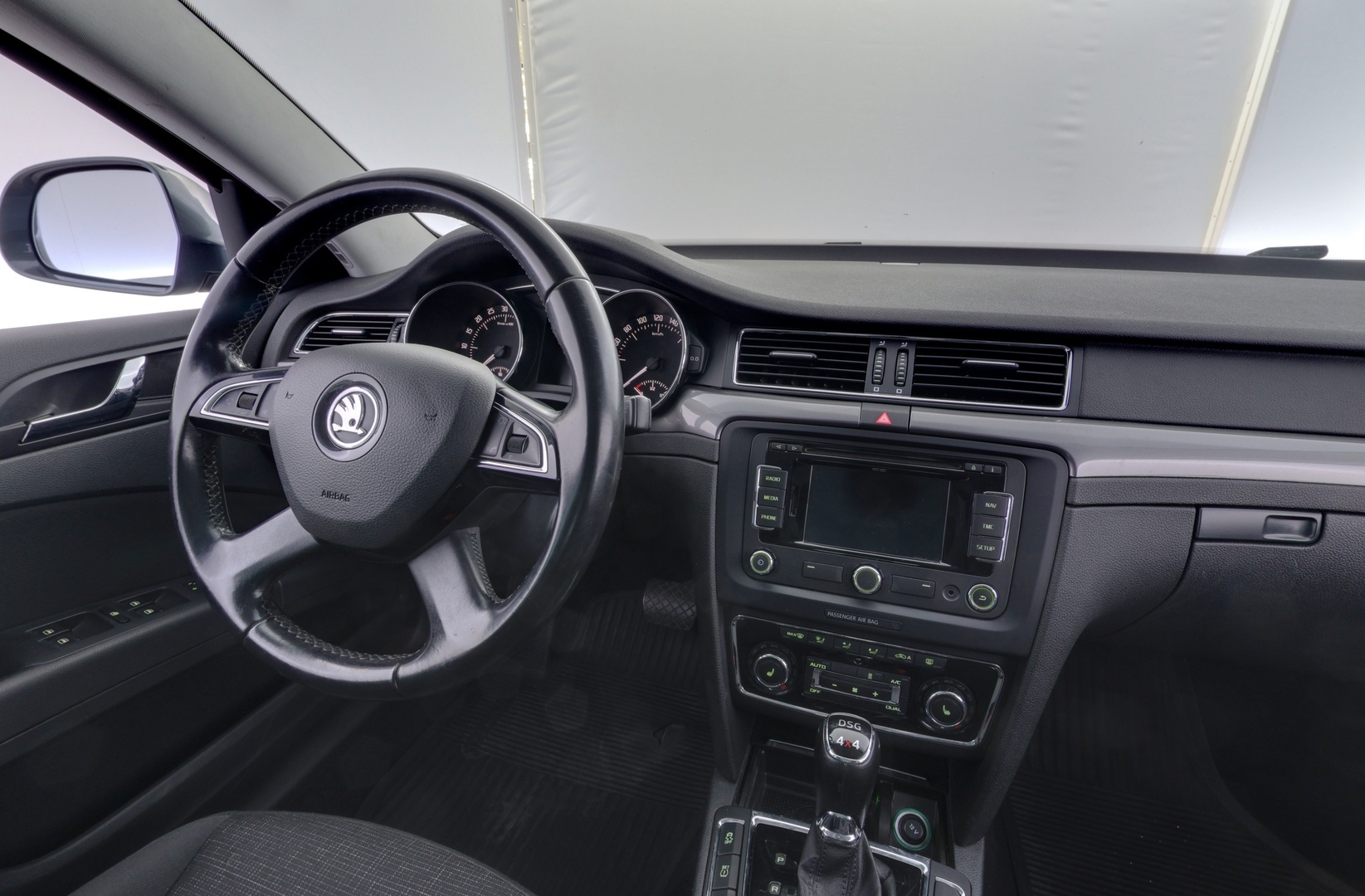 SKODA Superb 2014