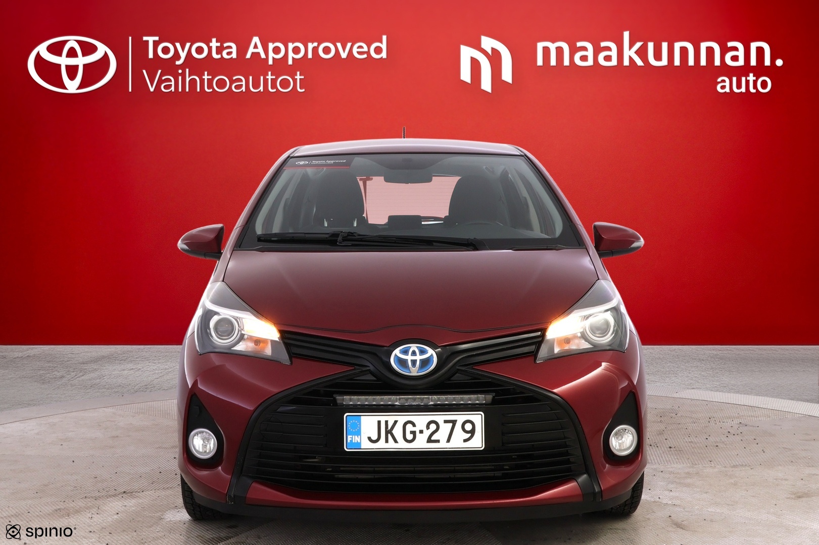 TOYOTA Yaris 2017
