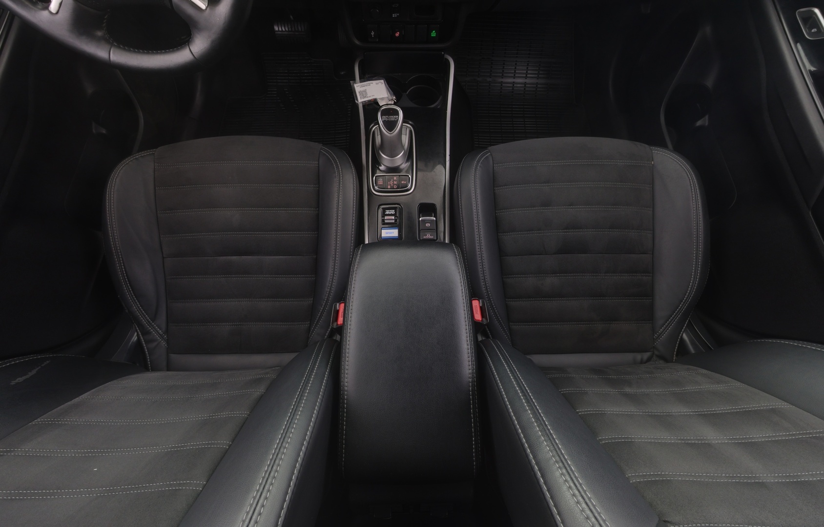 MITSUBISHI Outlander PHEV 2019