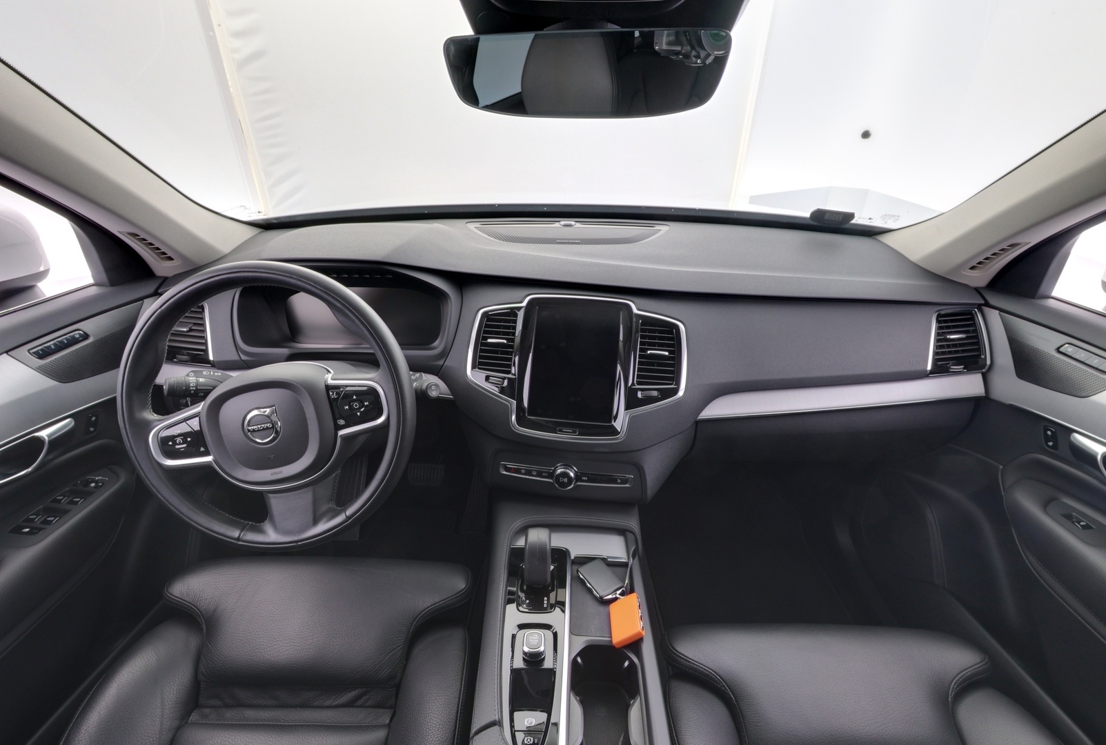 VOLVO XC90 10
