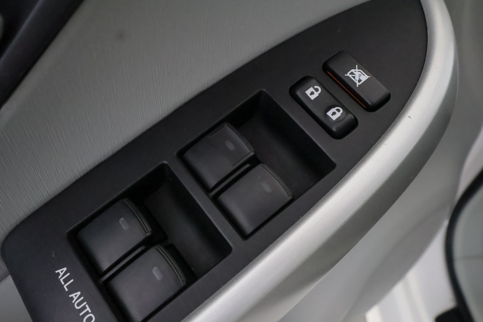 TOYOTA Prius 2010