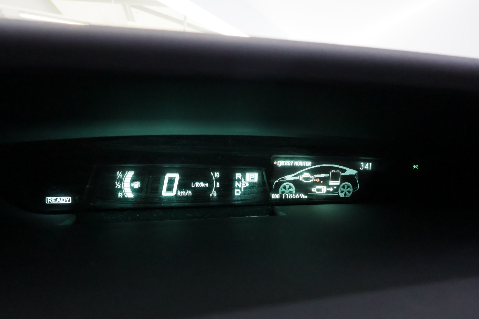 TOYOTA Prius 2010