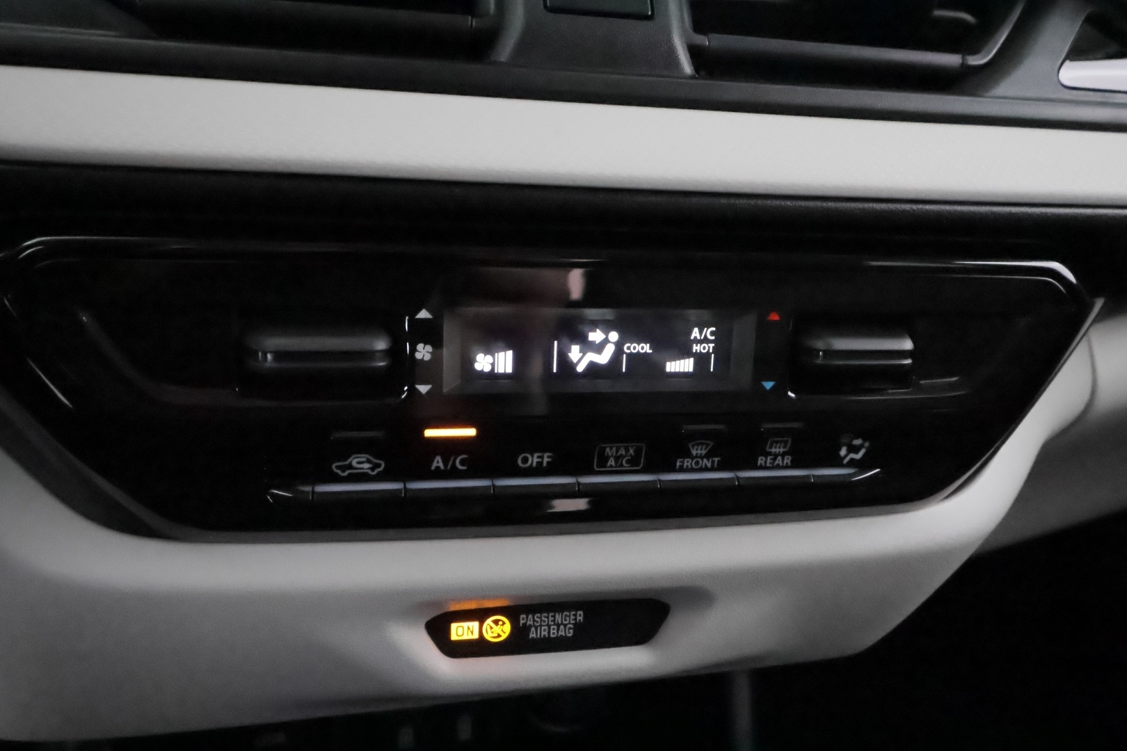 SUZUKI Swift 2024
