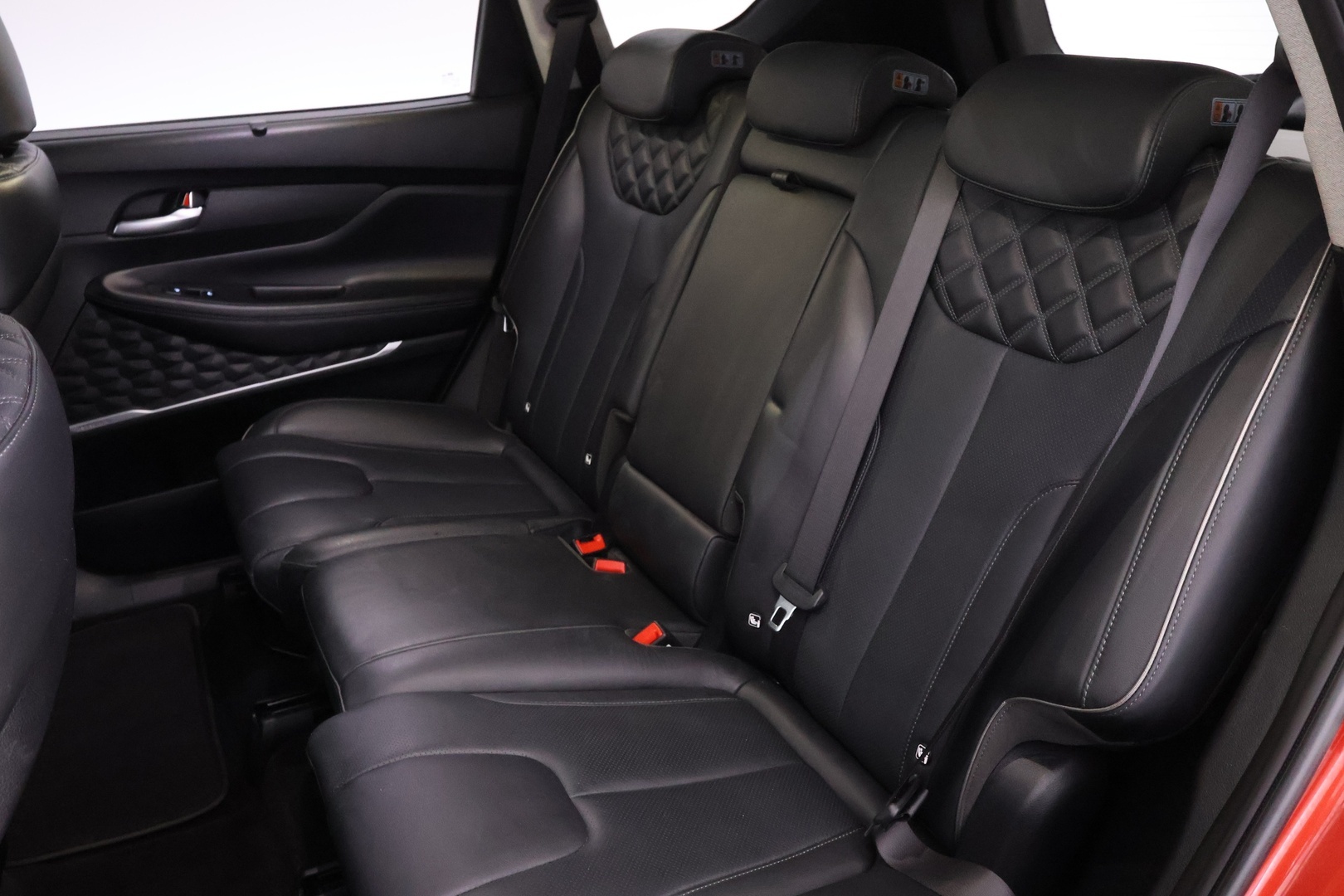 HYUNDAI SANTA FE 18