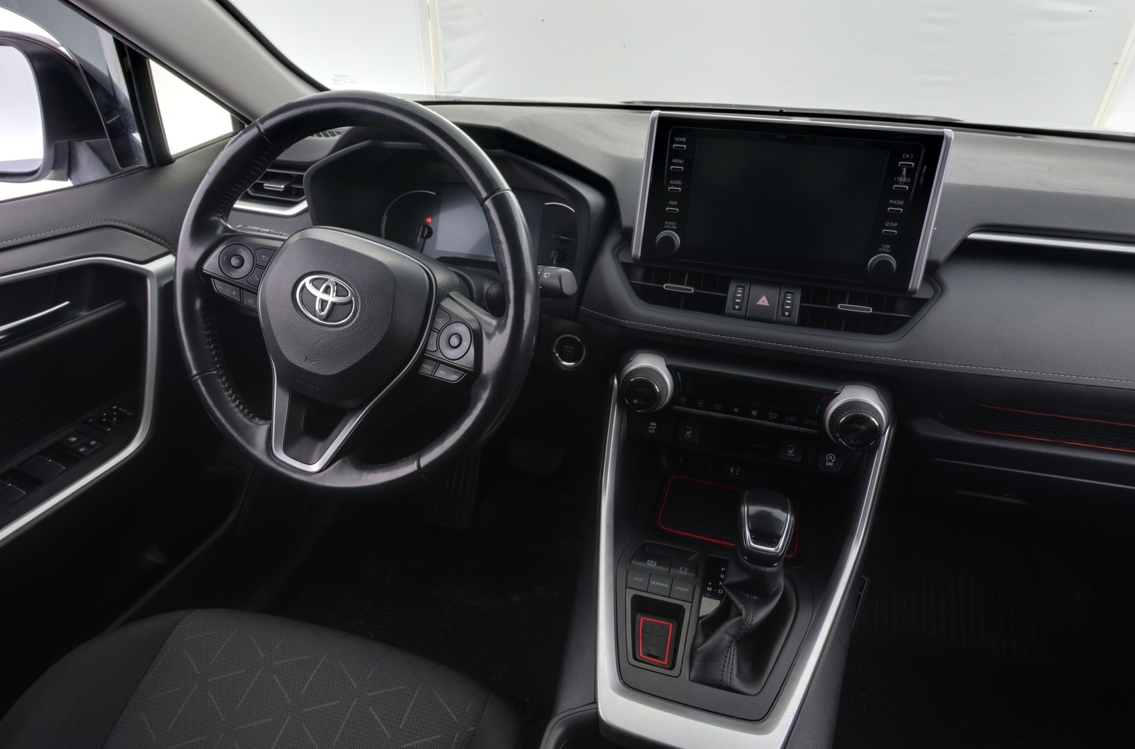 TOYOTA RAV4 2019