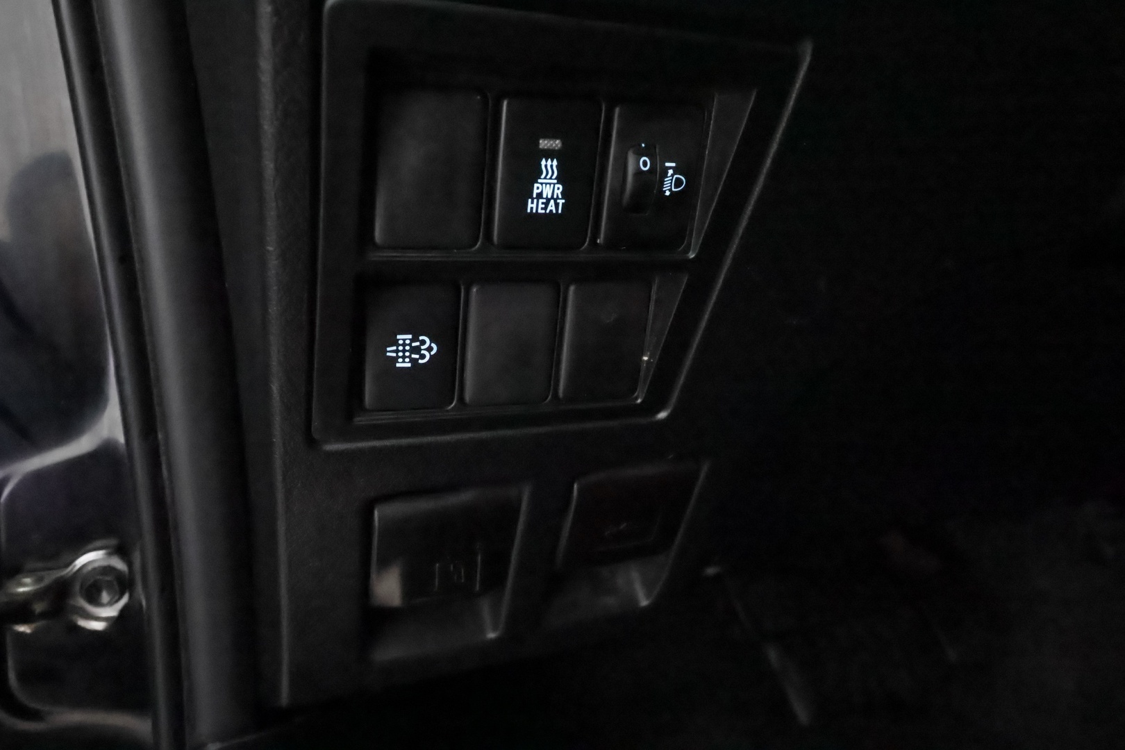 TOYOTA Hilux 15
