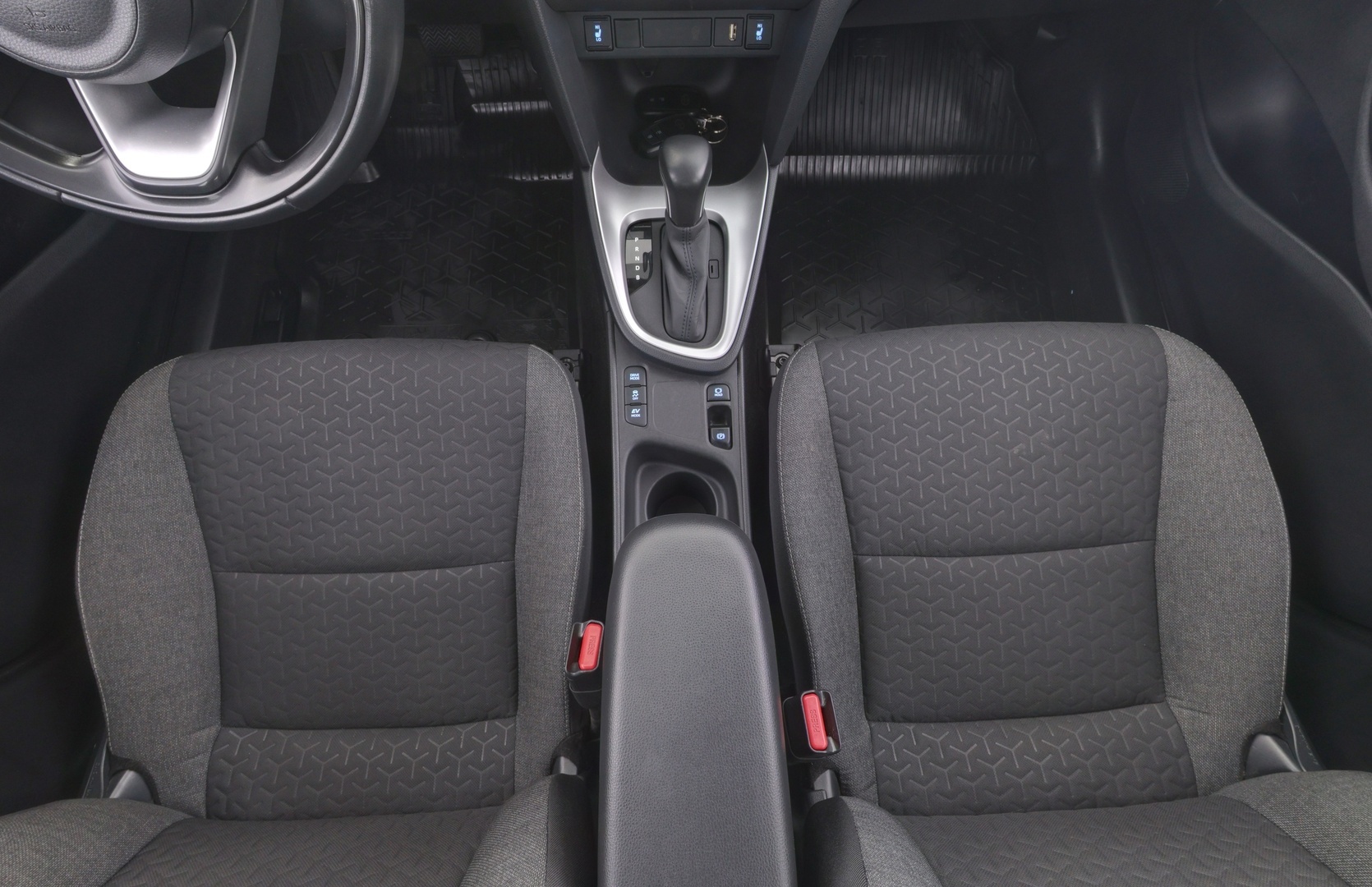 TOYOTA Yaris Cross 2023