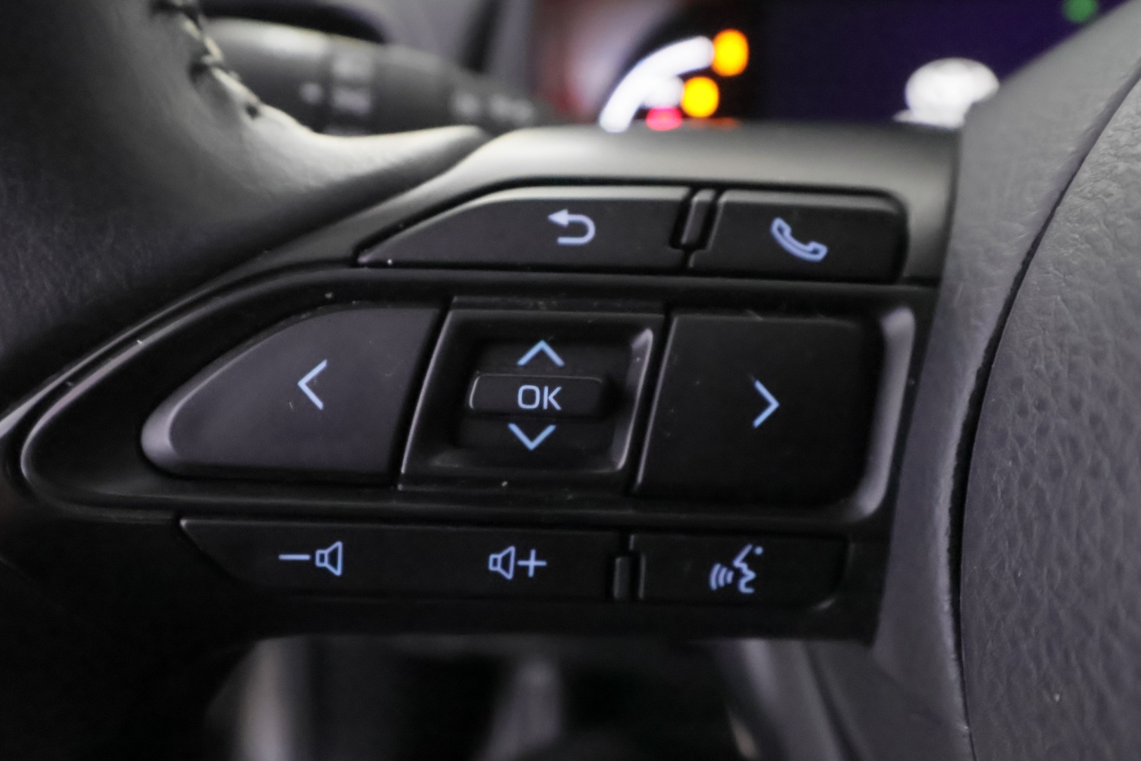 TOYOTA Yaris Cross 2023