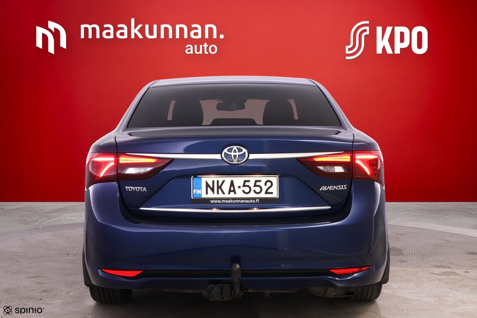 TOYOTA Avensis 2016