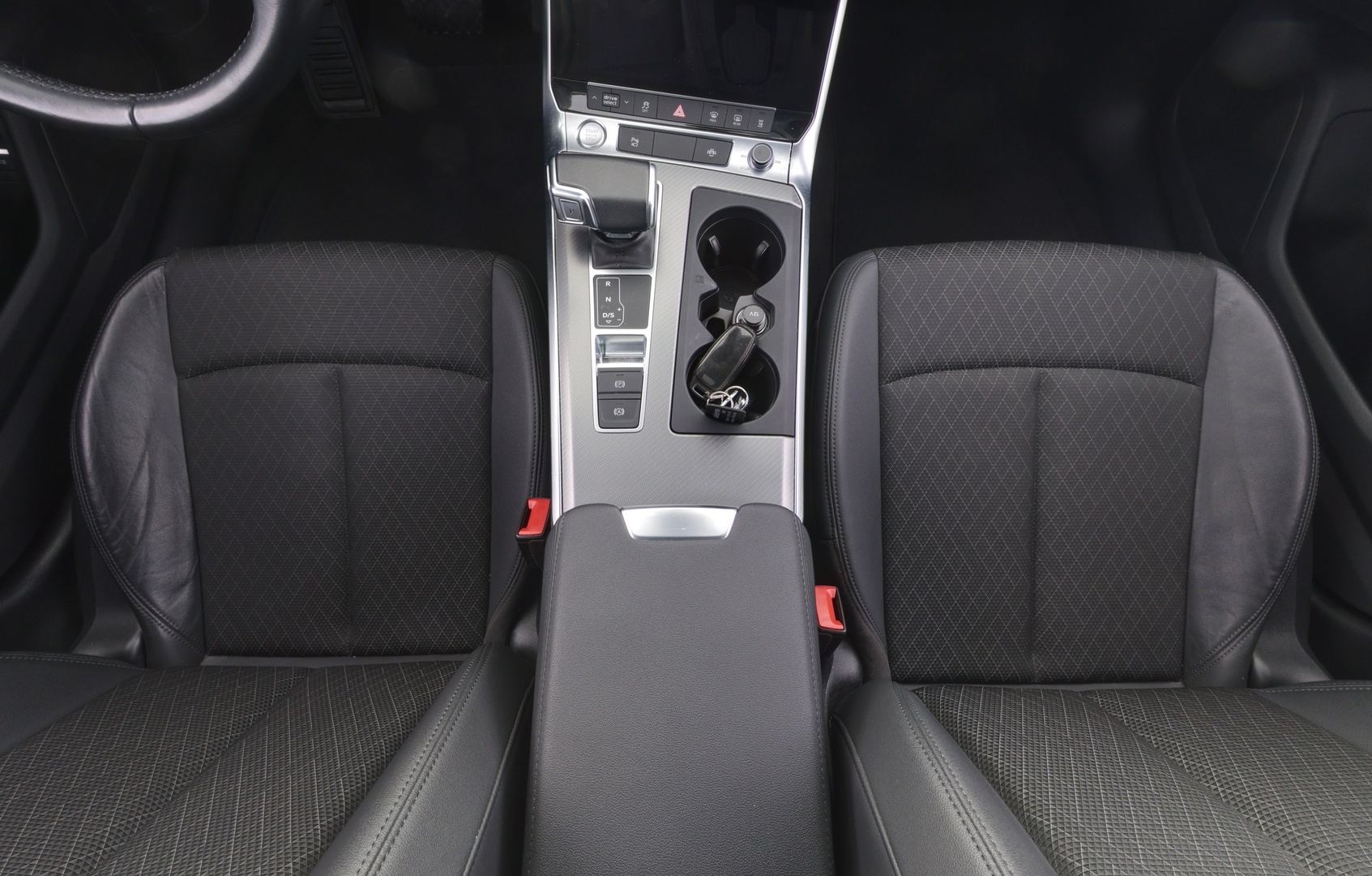 AUDI A6 2019