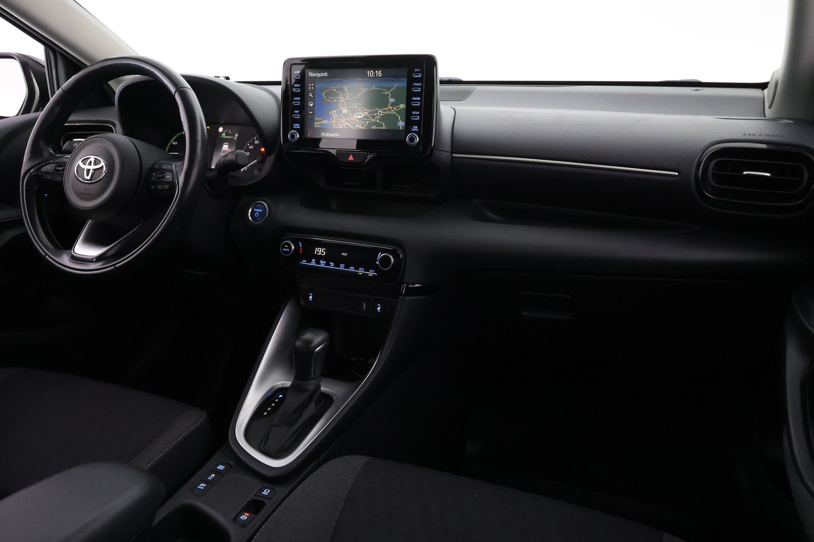 TOYOTA Yaris 2022