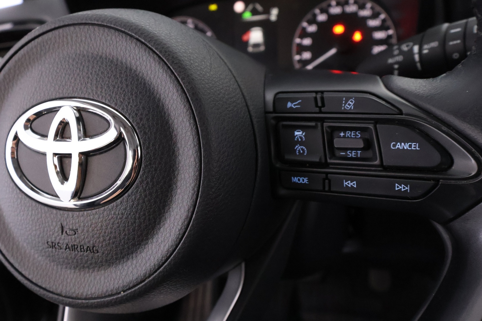 TOYOTA Yaris 2022