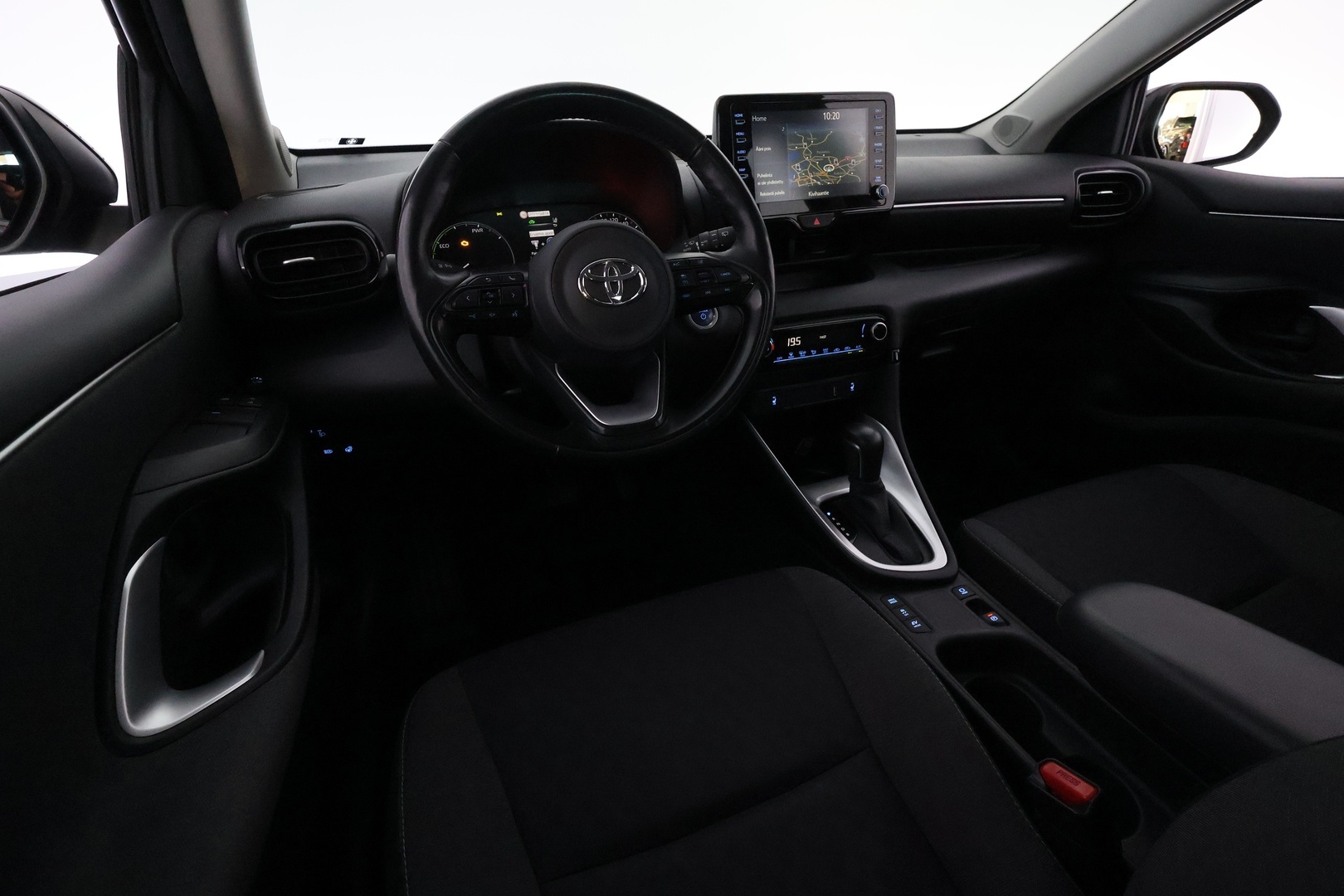 TOYOTA Yaris 2022