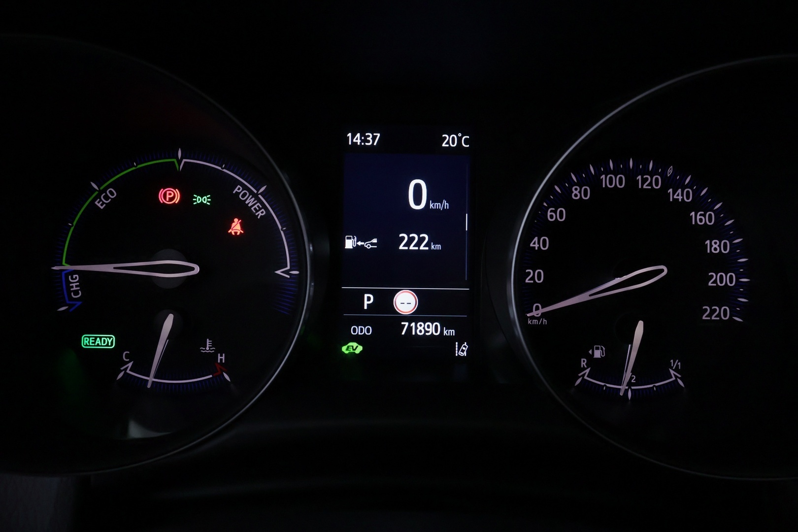 TOYOTA C-HR 26