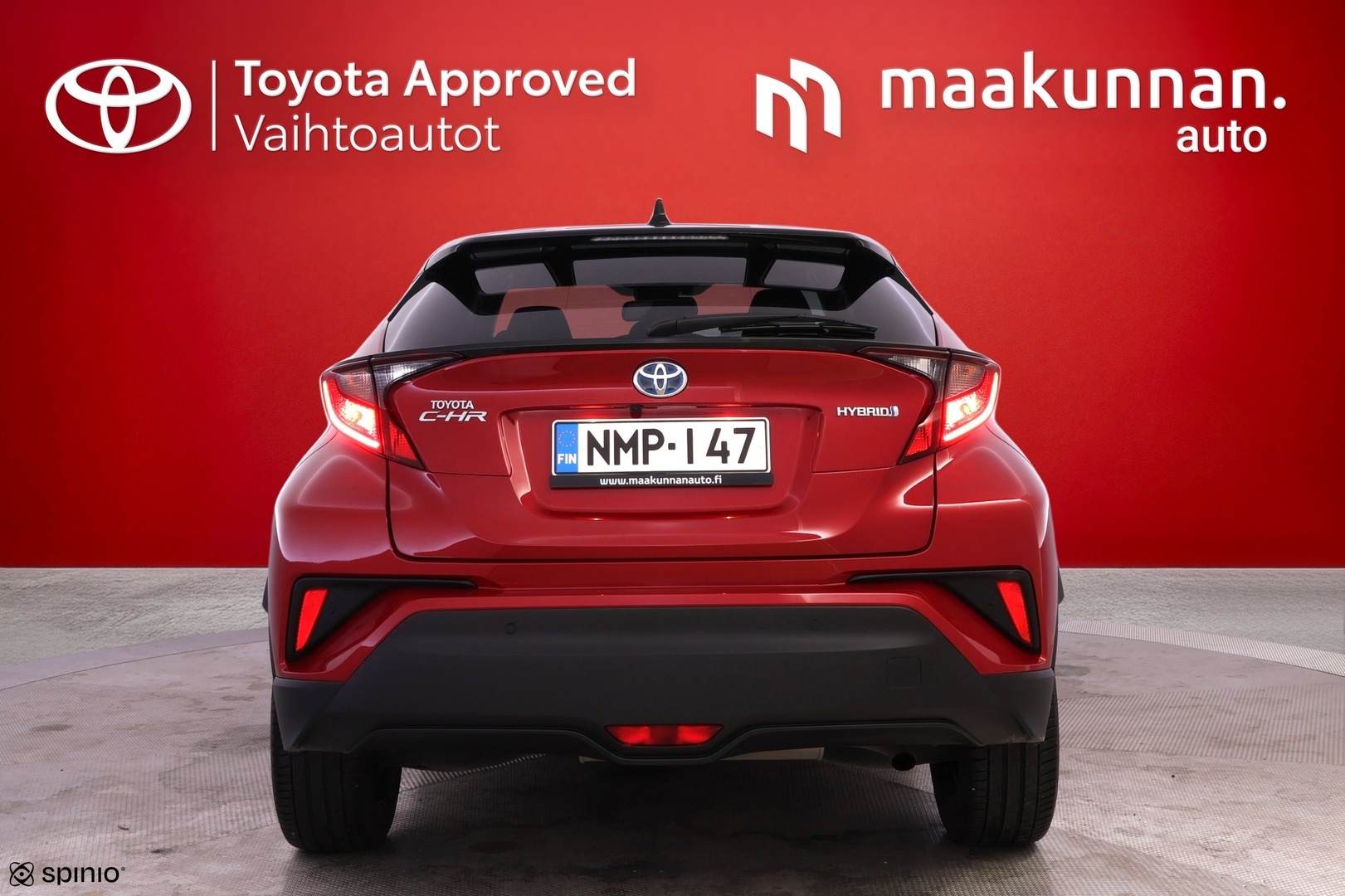 TOYOTA C-HR 4