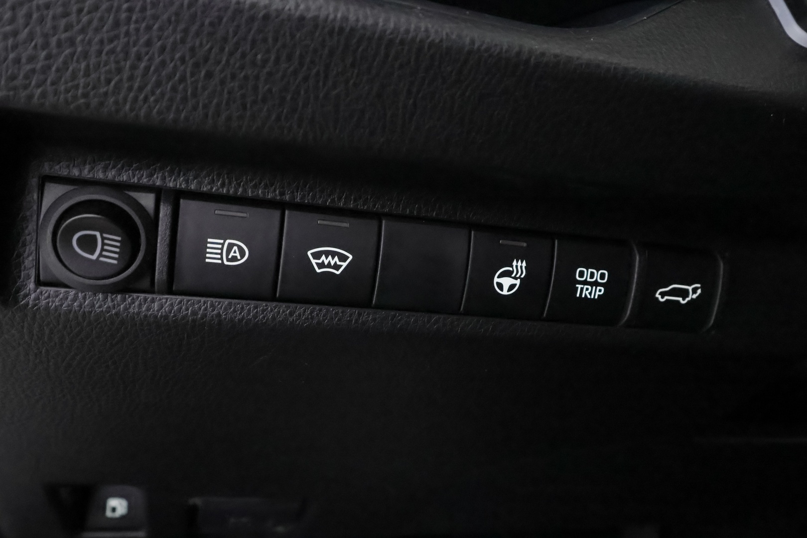 TOYOTA RAV4 Plug-in 24