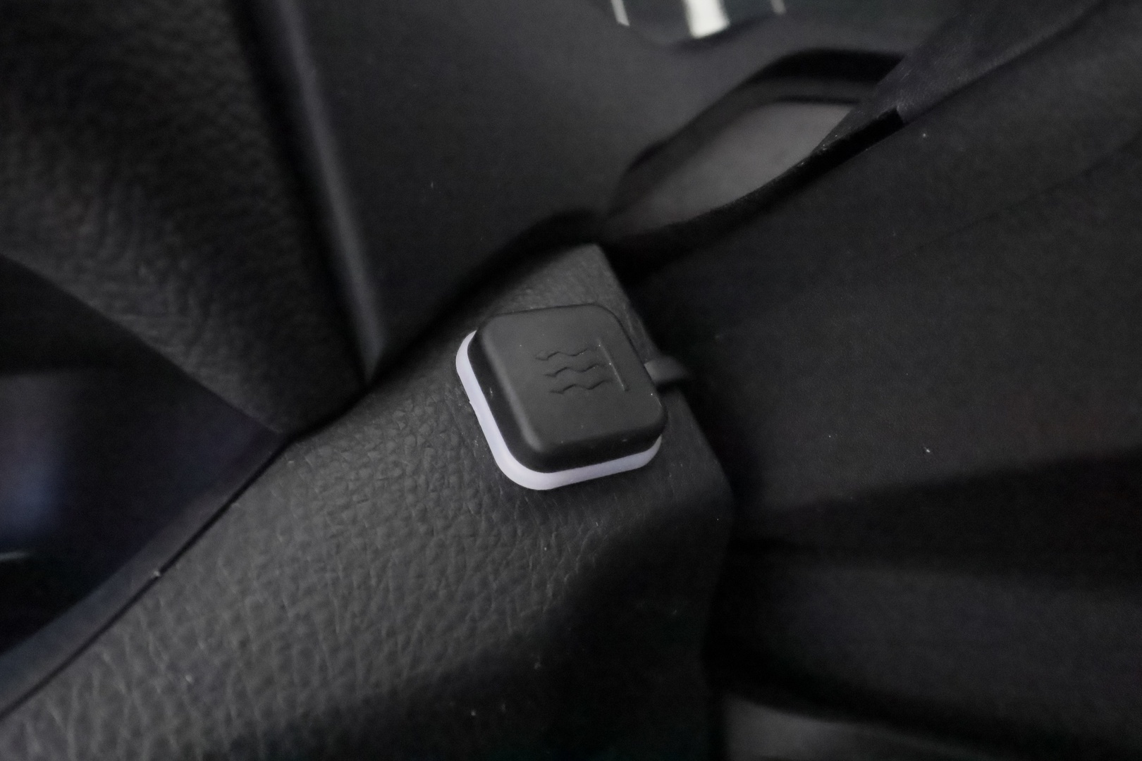 TOYOTA RAV4 Plug-in 25