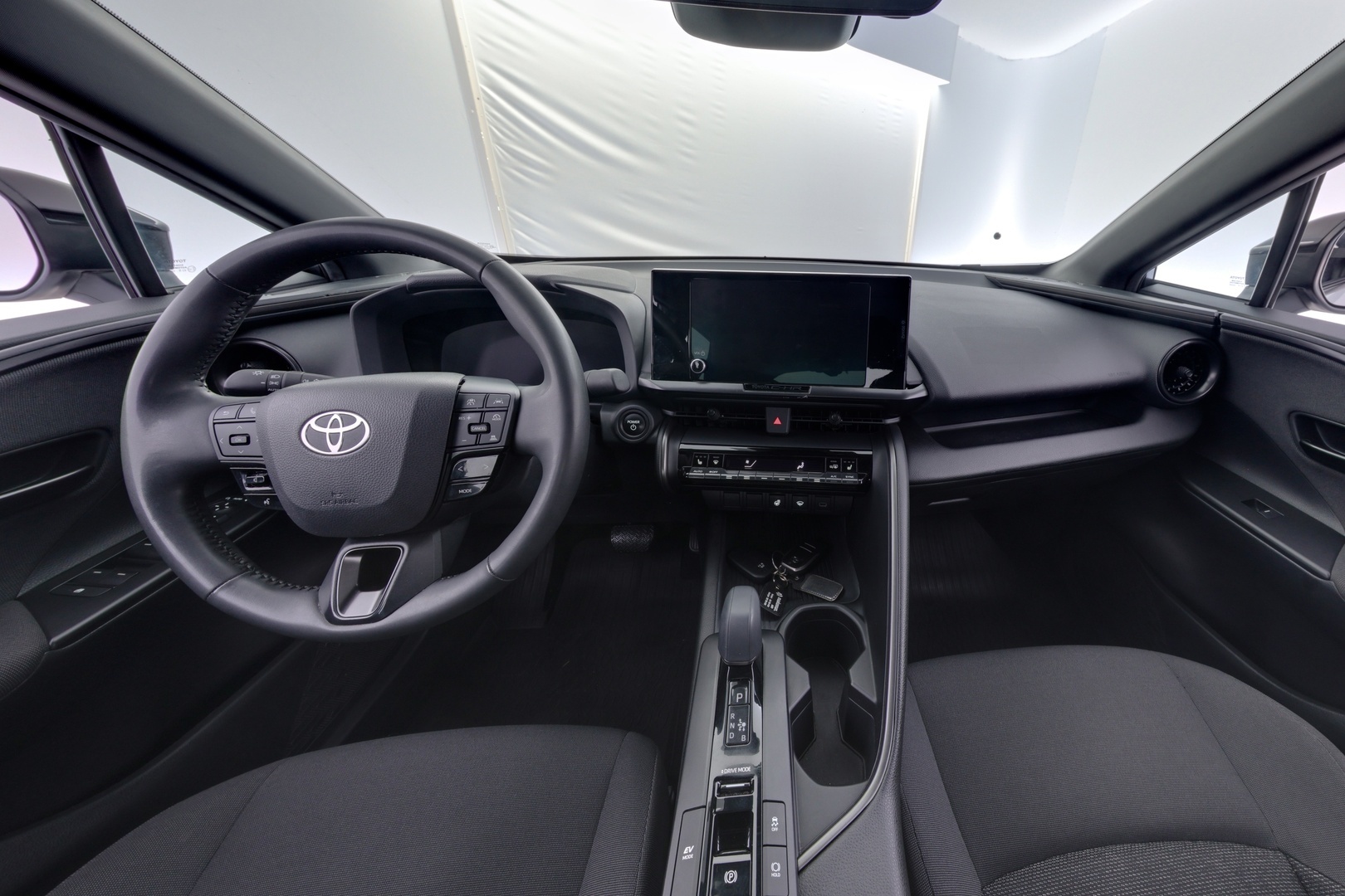 TOYOTA C-HR 10