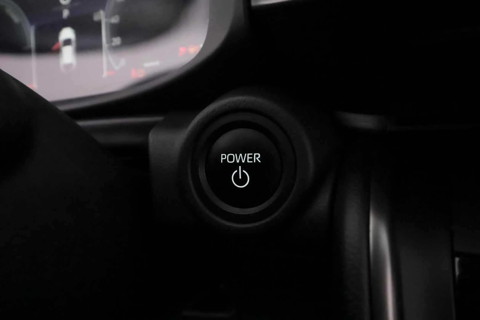TOYOTA C-HR 23