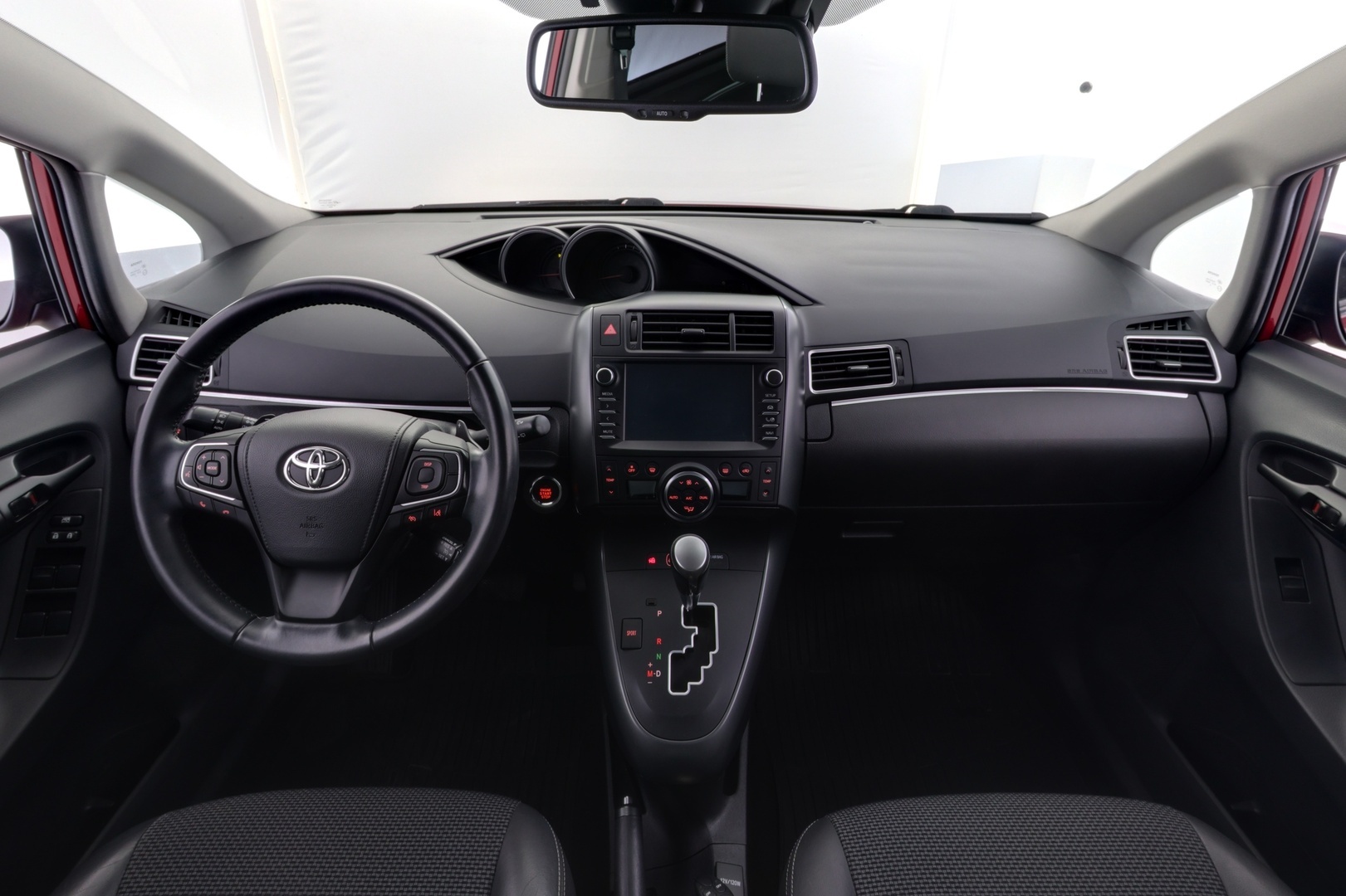 TOYOTA Verso 2017