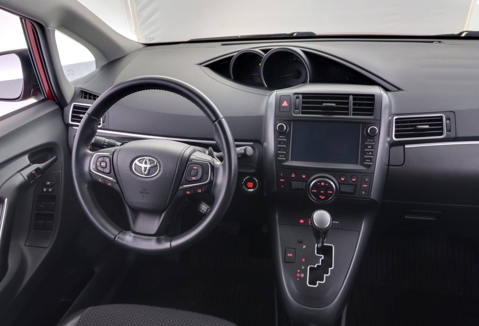 TOYOTA Verso 2017