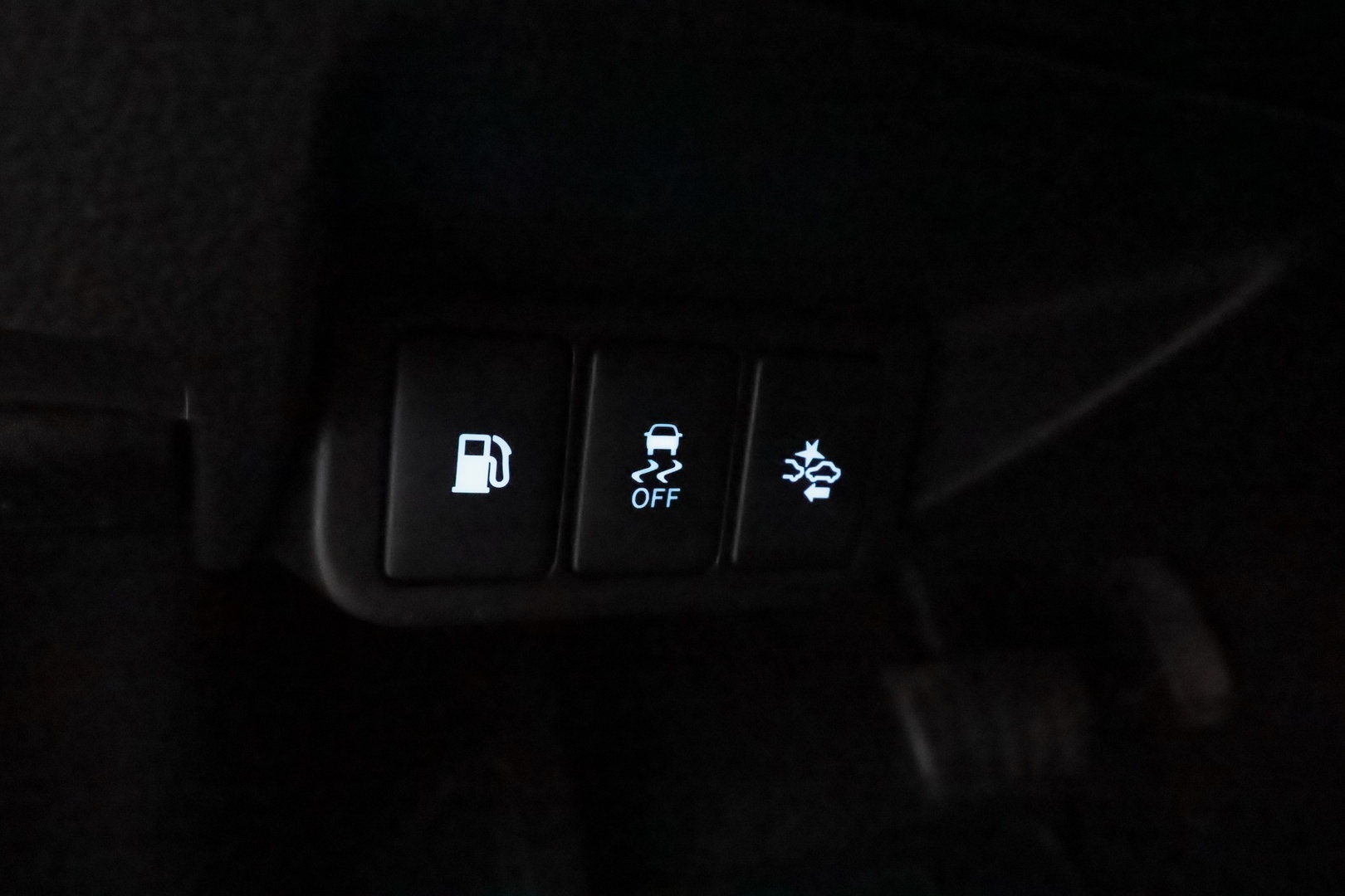 TOYOTA Avensis 2018