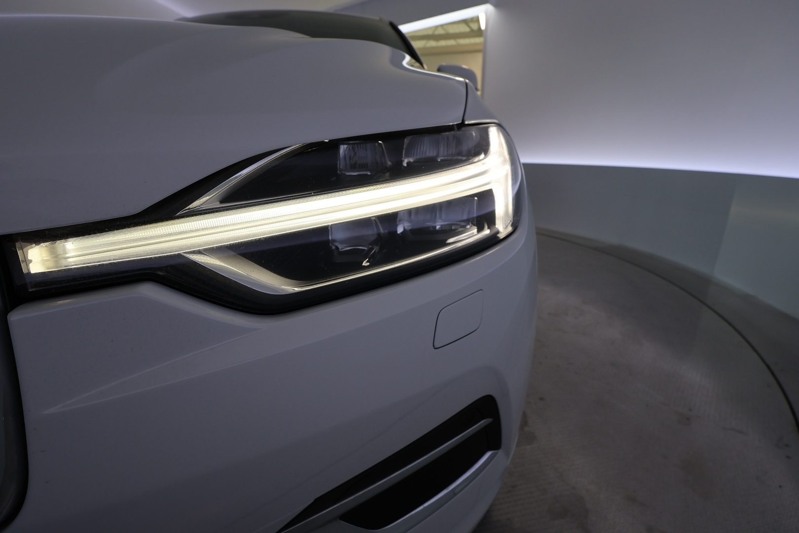 VOLVO XC60 2018