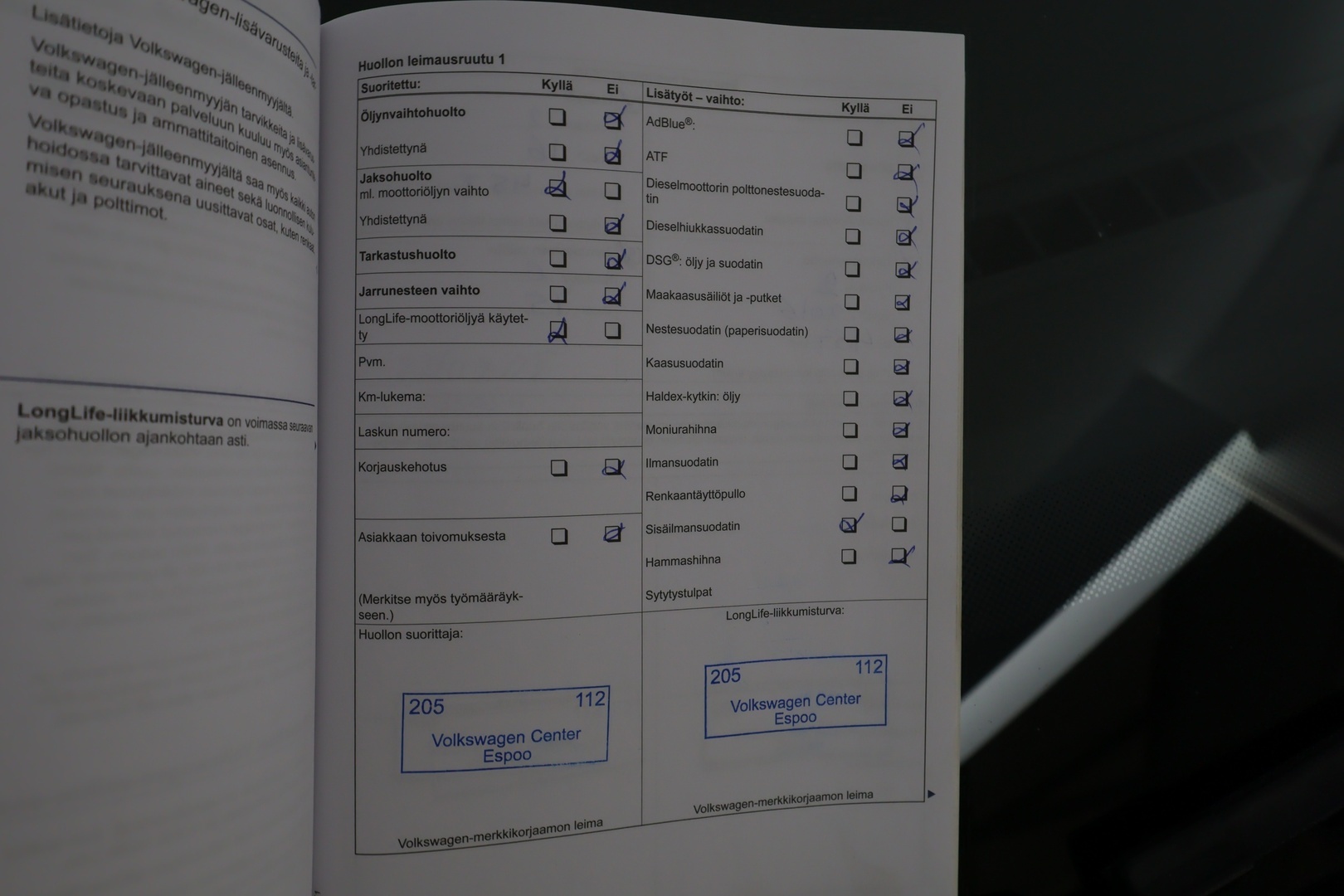 VOLKSWAGEN Polo 2012