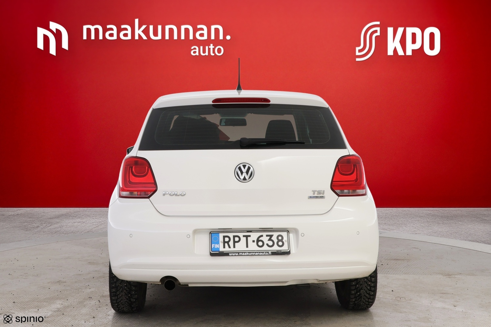 VOLKSWAGEN Polo 2012
