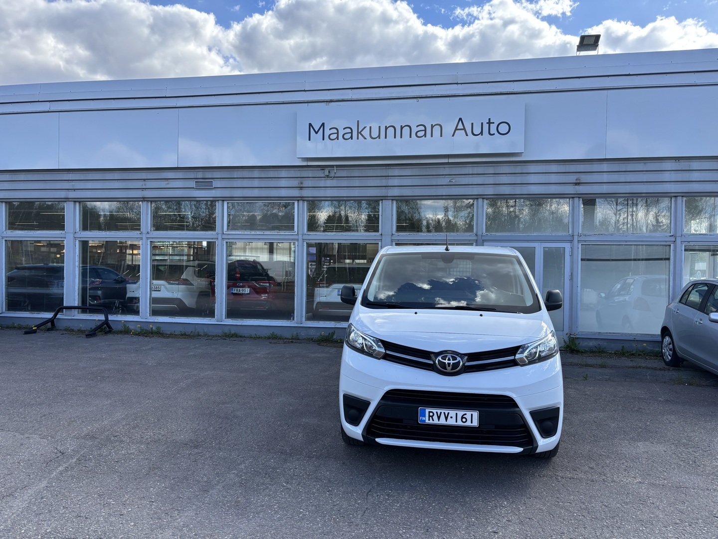TOYOTA Proace 2024