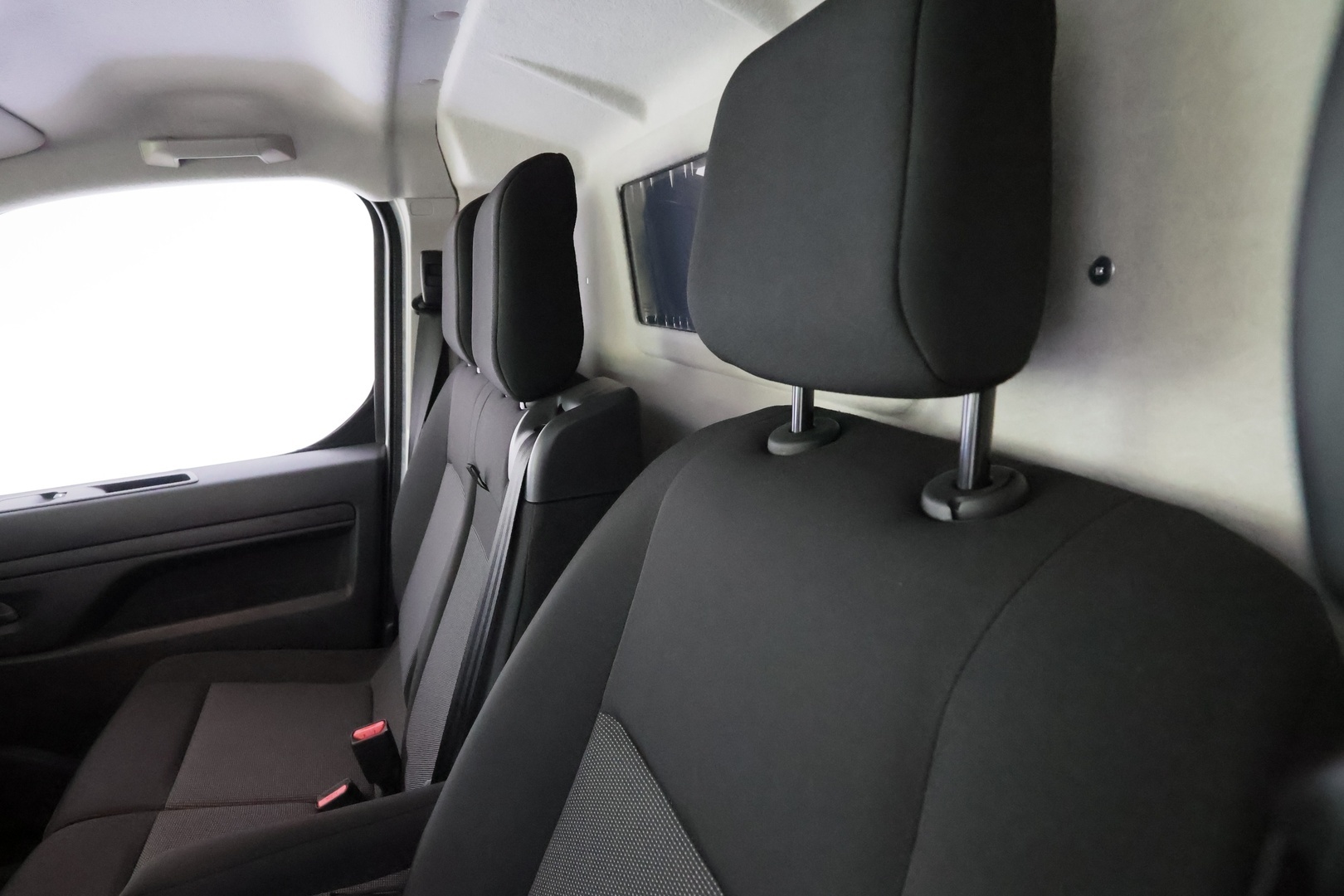 TOYOTA Proace 2025