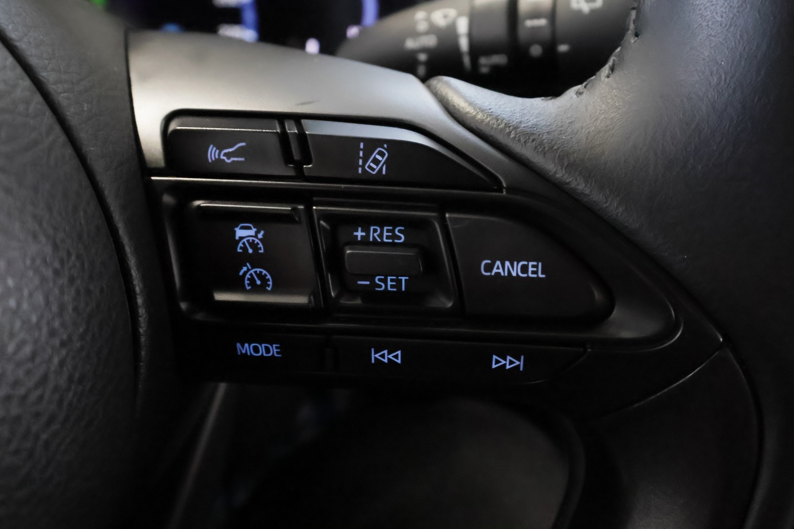 TOYOTA Yaris Cross 2022