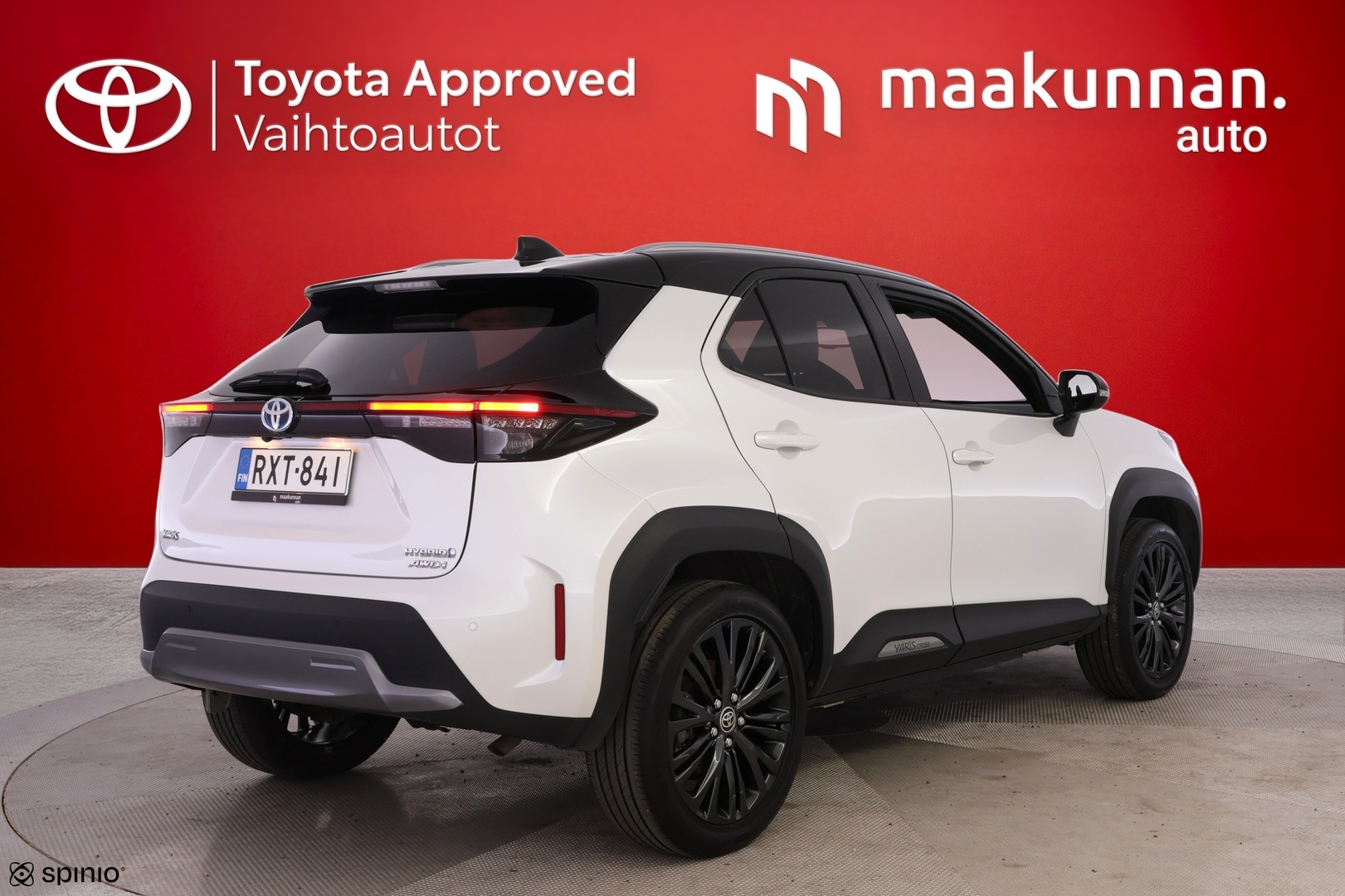 TOYOTA Yaris Cross 2022