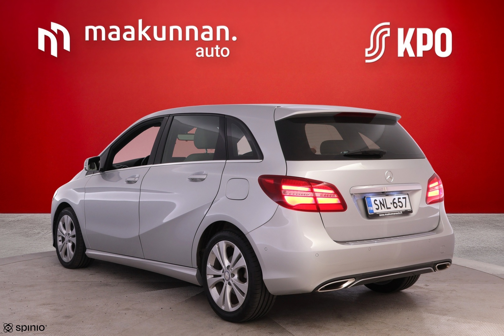 MERCEDES-BENZ B 2015