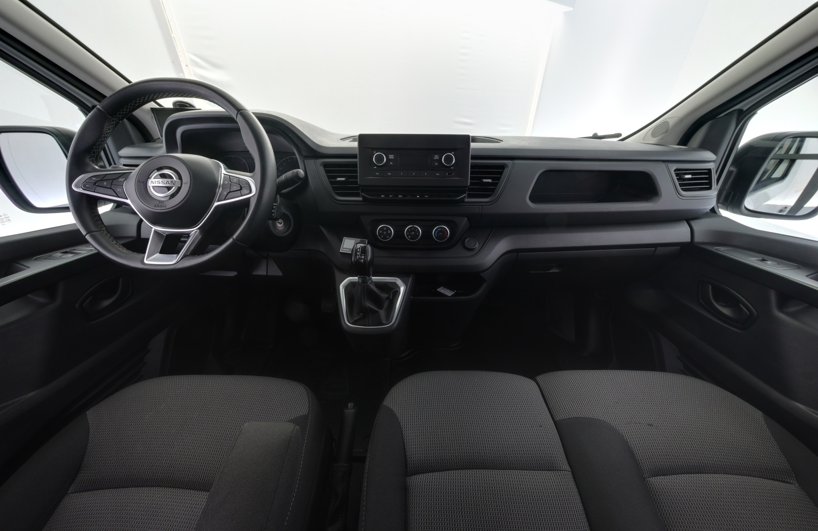 NISSAN Primastar 2023