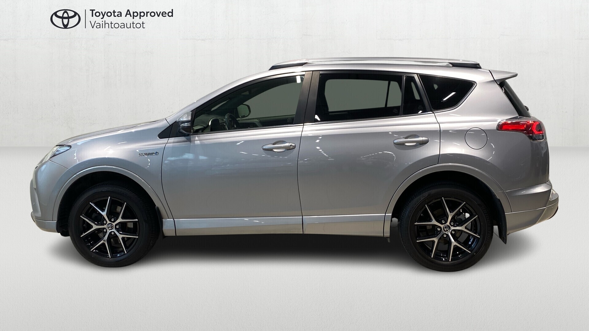 TOYOTA RAV4 2018