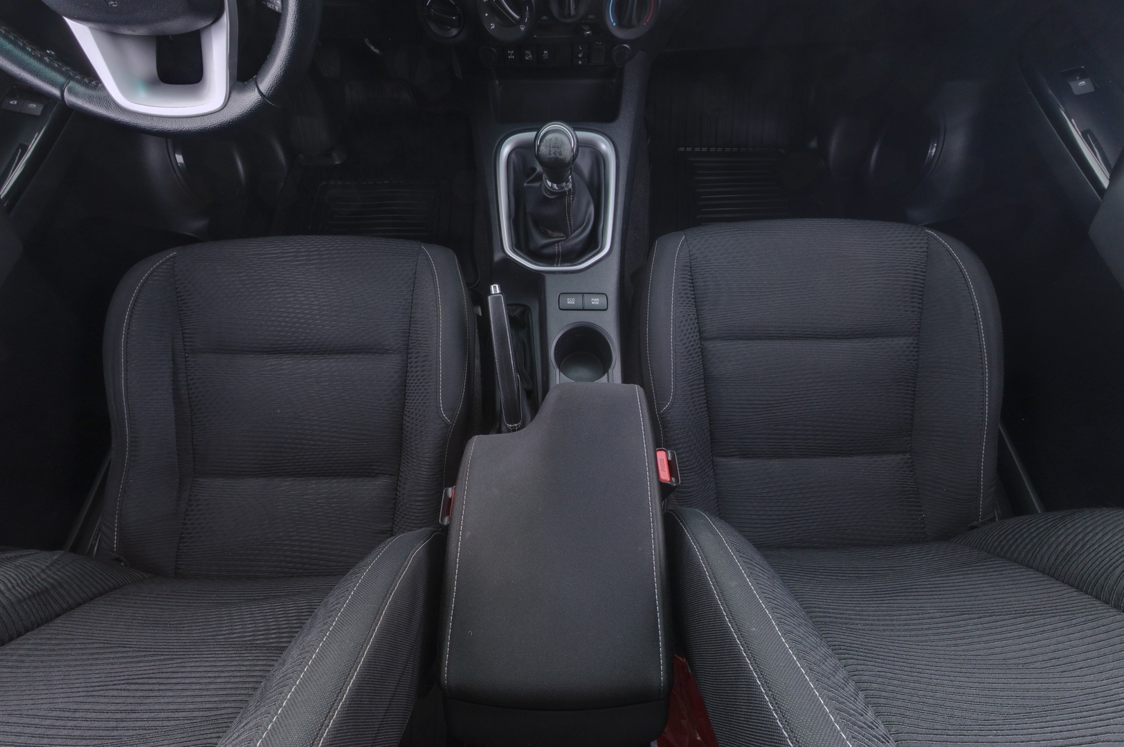 TOYOTA Hilux 2017