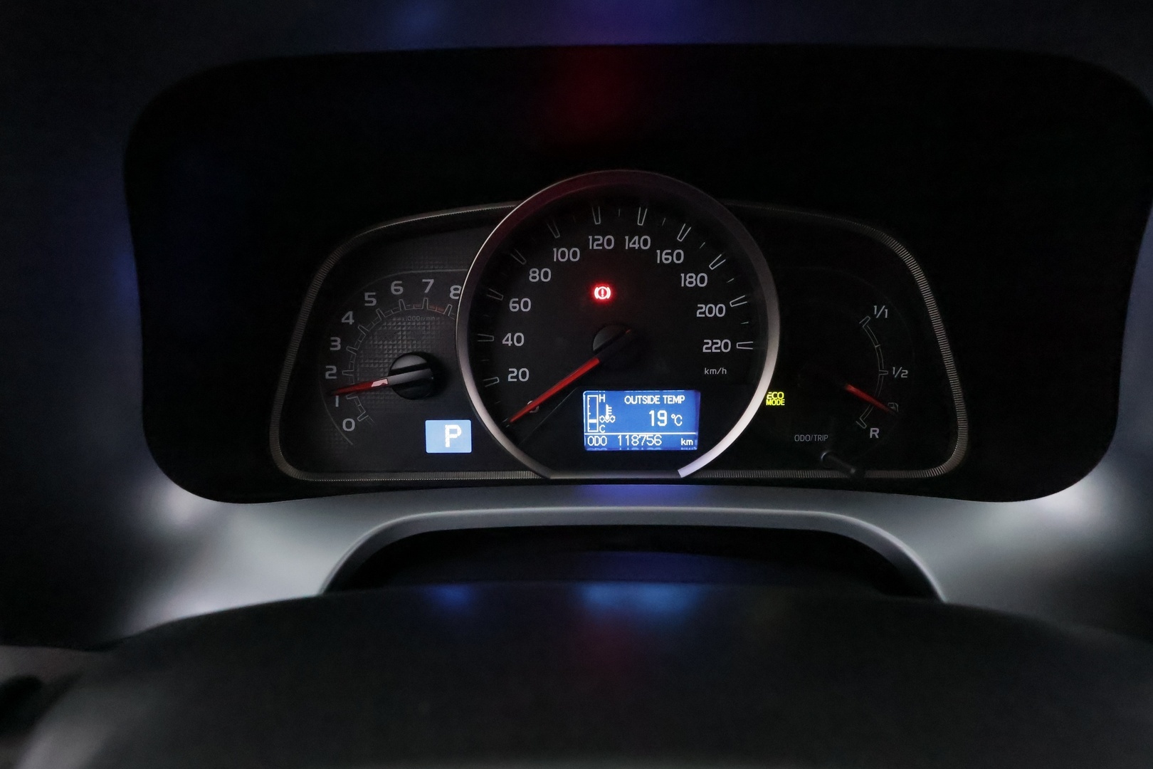 TOYOTA RAV4 2015