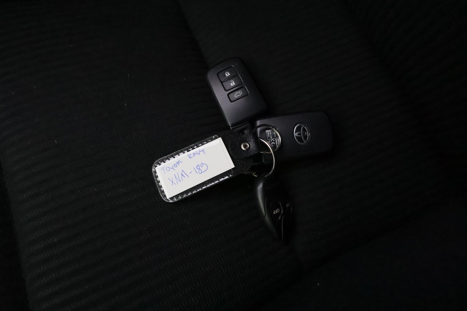 TOYOTA RAV4 2015