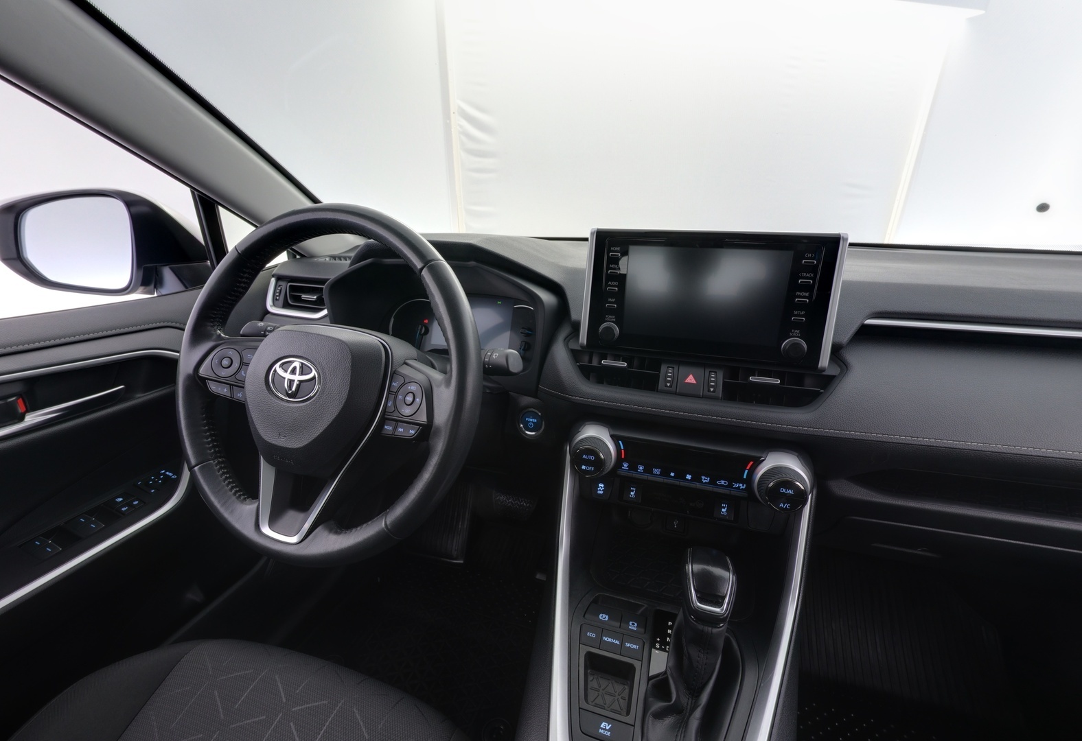 TOYOTA RAV4 11