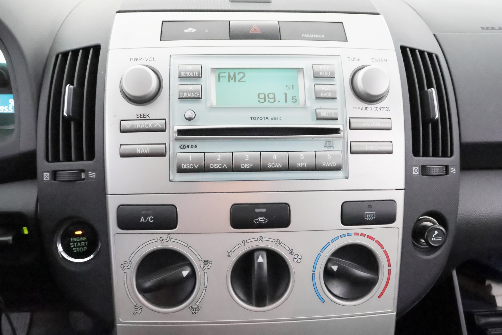 TOYOTA Corolla Verso 2005