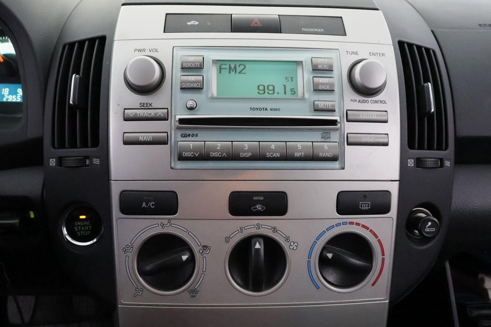 TOYOTA Corolla Verso 2005