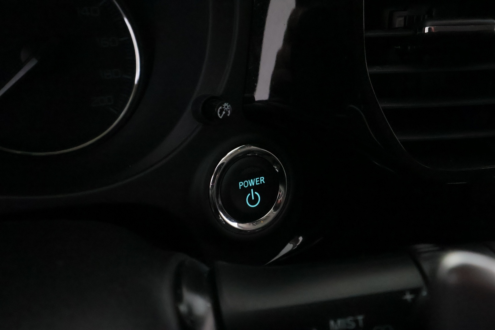 MITSUBISHI Outlander PHEV 2021